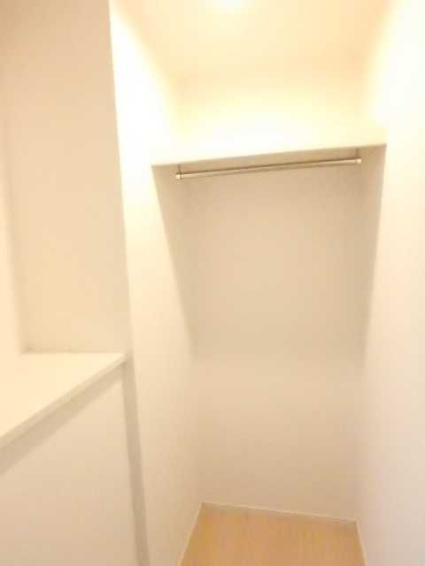 フィオーレ静の内装写真