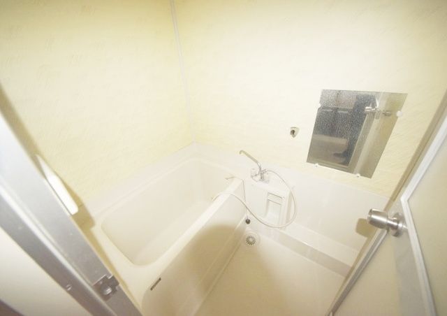 サンヒルズ東戸塚C棟の風呂写真