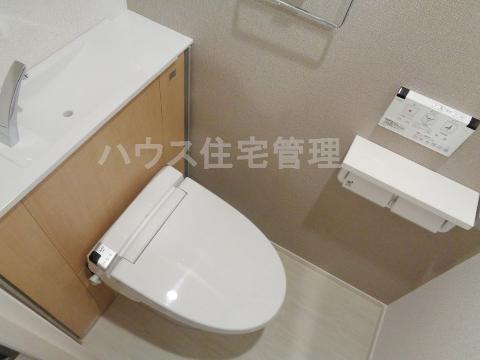 トイレ　シャワー付トイレ