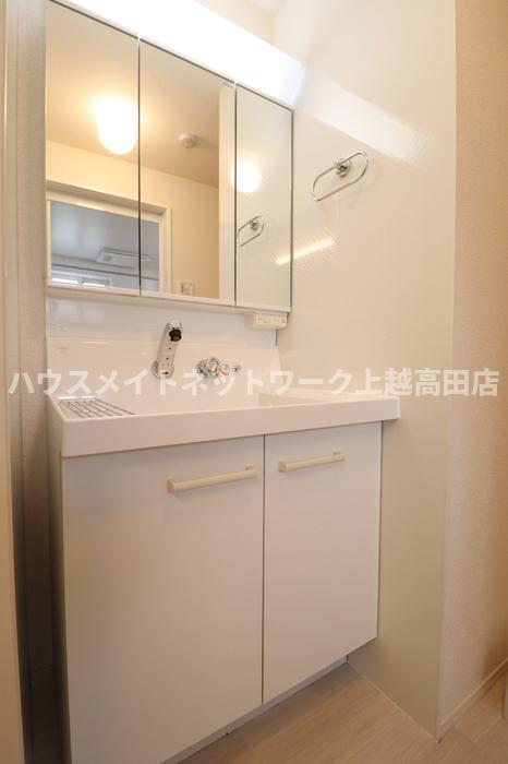 洗面設備　洗髪洗面化粧台