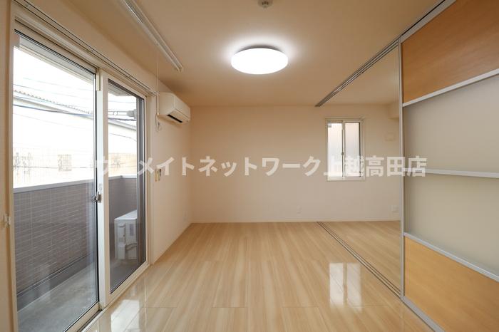 居室・リビング　LDK11.4帖