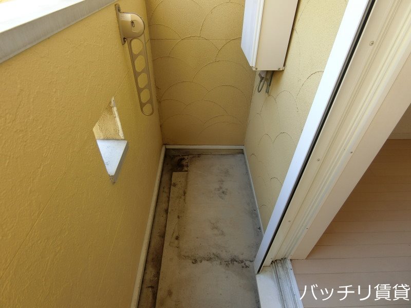 バルコニー　同型タイプの画像になり、現況を優先致します。