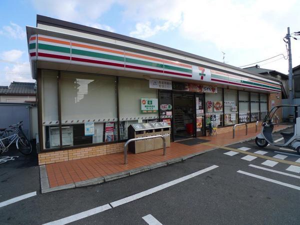 コンビニ　セブンイレブン東大阪森河内西2丁目店（コンビニ）まで390m