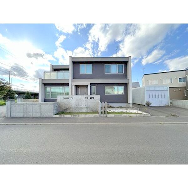 東雁来10条4丁目15-17の外観写真