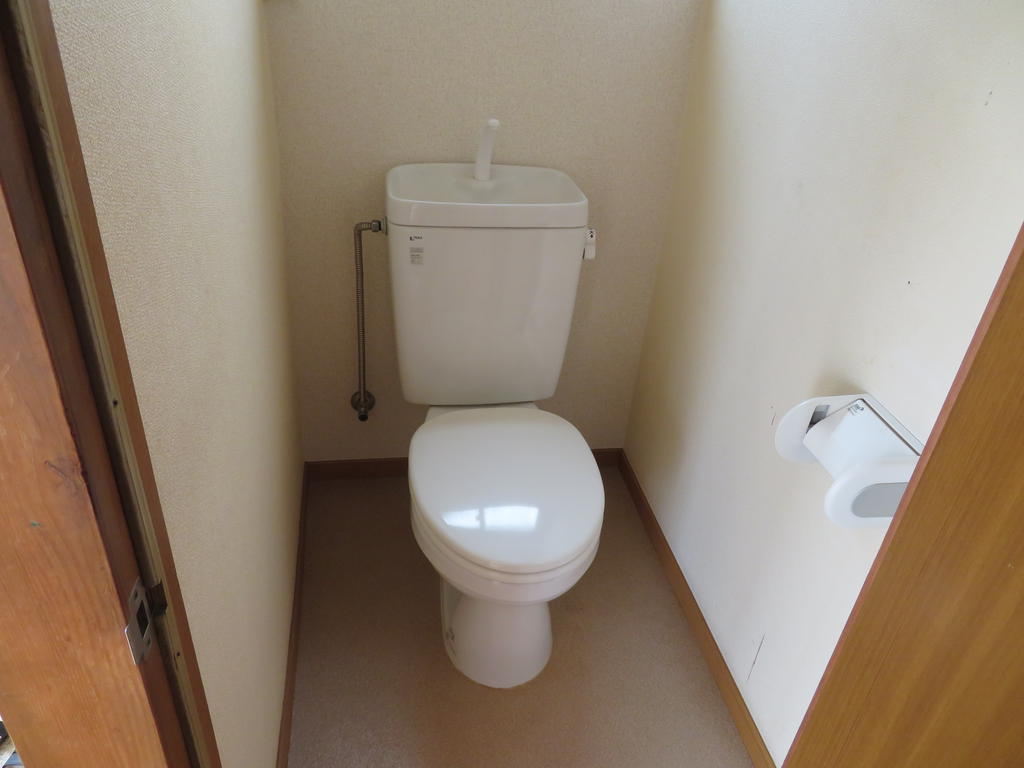 東京メトロ南北線 志茂駅 徒歩13分 2階建 築51年のトイレ写真