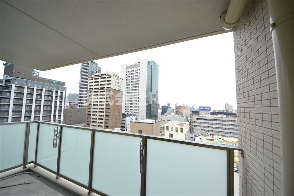 バルコニー　バルコニーがあります