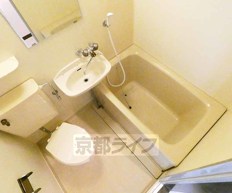 バス・シャワールーム　バスです。