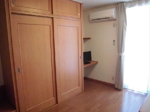 収納　大型収納と液晶テレビ