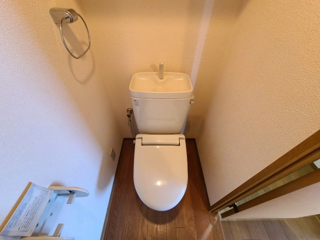 トイレ　サンライズ八熊