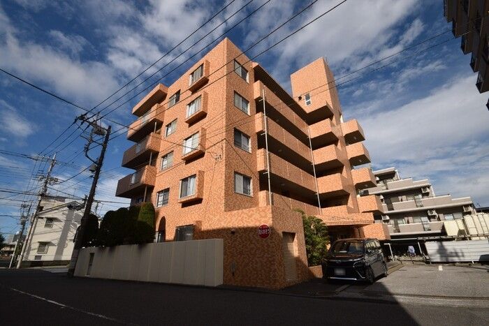 川口市原町のマンションの建物外観