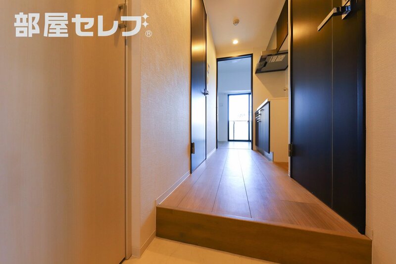 【S-RESIDENCE浅間町の玄関】