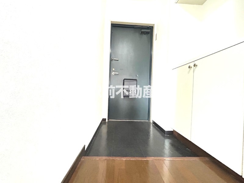 玄関　大きなシューズボックスあり☆