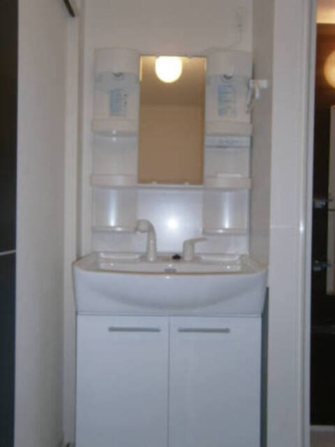 洗面設備　洗面化粧台