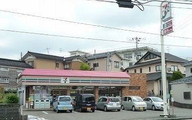 【南蒲原郡田上町大字吉田新田のアパートのコンビニ】