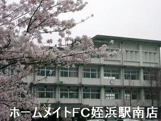 【糸島市波多江駅南のマンションの中学校】