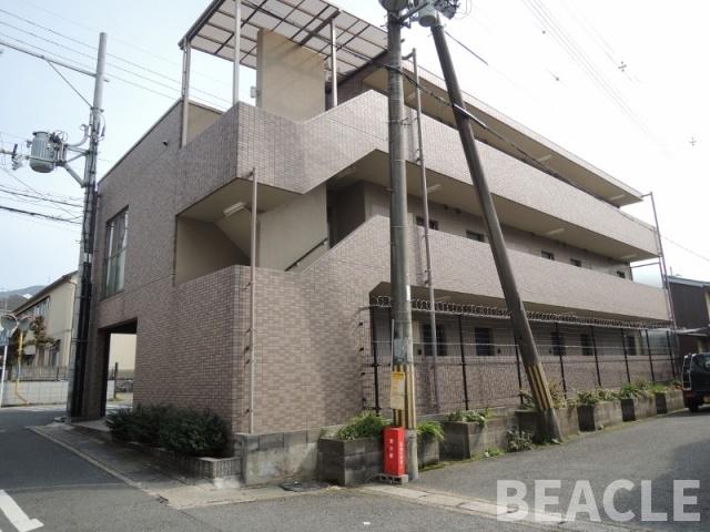 【カサコモーダ東野の建物外観】