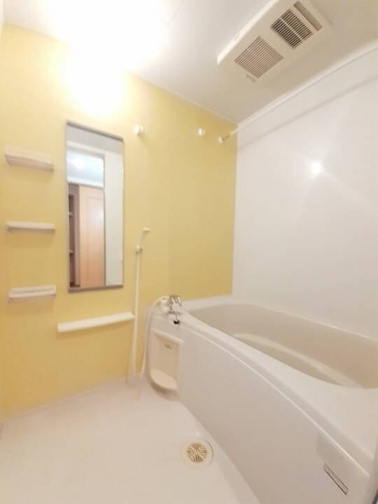 バス・シャワールーム　浴室