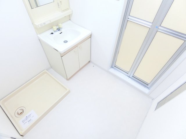 洗面設備　同物件別部屋写真