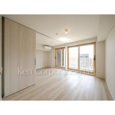 居室・リビング　同タイプ3階のお部屋を撮影。仕様が異なることがあります。