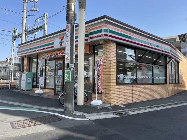 コンビニ　セブンイレブン横浜杉田3丁目店（コンビニ）まで442m
