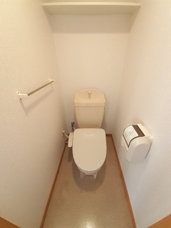 トイレ　図面と現状に相違がある場合には現状を優先