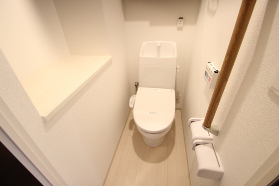 トイレ　※別部屋の写真です