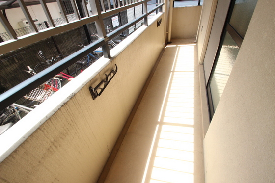 バルコニー　※別部屋の写真です※