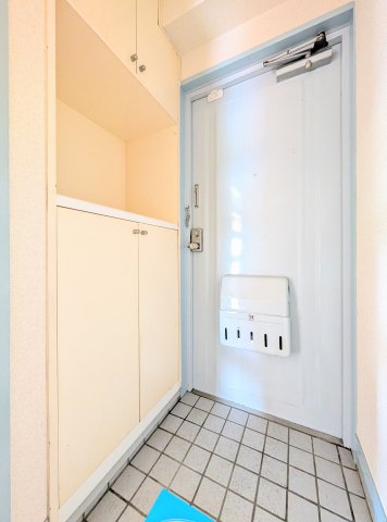 玄関　【玄関】