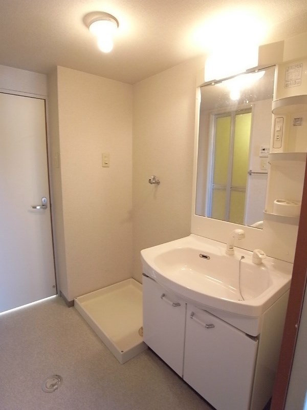 洗面設備　※他のお部屋の写真です。