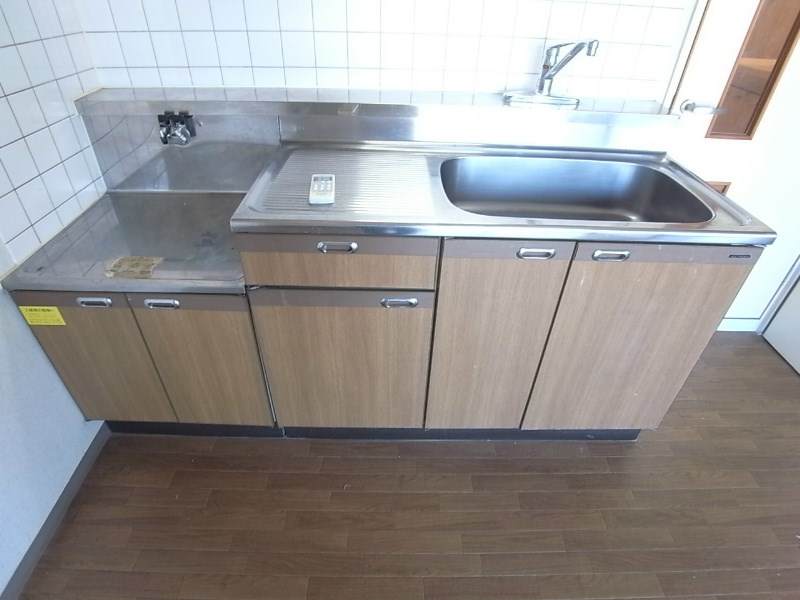 キッチン　※他のお部屋の写真です。