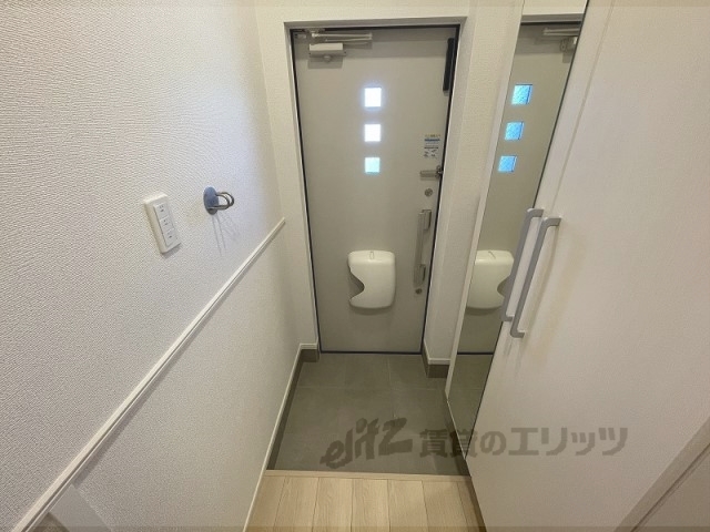 玄関　同タイプのお部屋の写真です