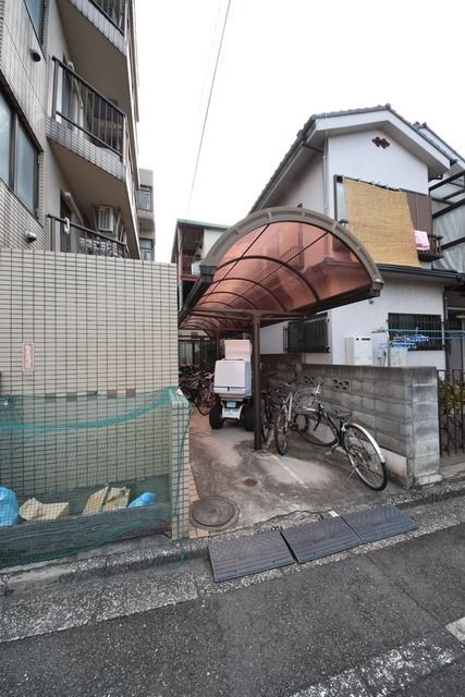 駐車場　☆駐輪スペース☆