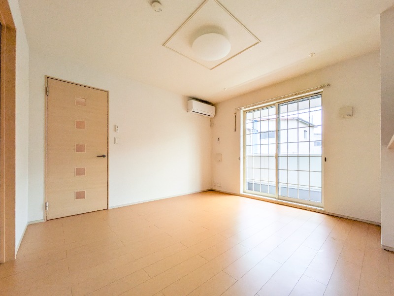 居室・リビング　図面と現状に相違がある場合には現状を優先