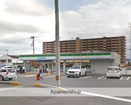 コンビニ　ファミリーマート（コンビニ）まで387m