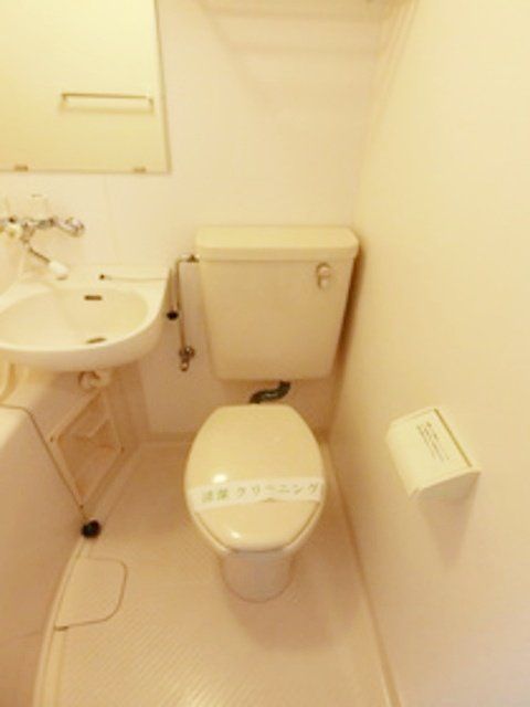 トイレ　★お部屋探しは株式会社タウンハウジング東京まで★