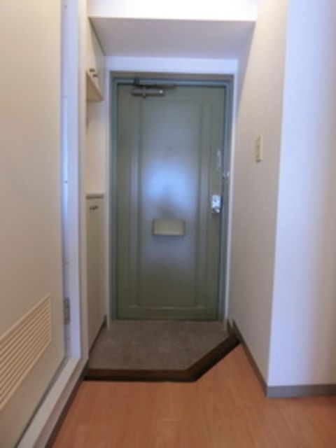 玄関　★お部屋探しは株式会社タウンハウジング東京まで★