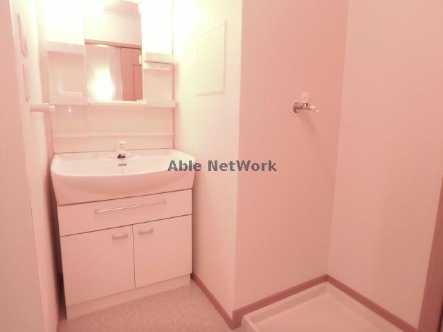 洗面設備　同型