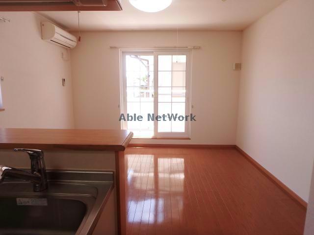 居室・リビング　同型