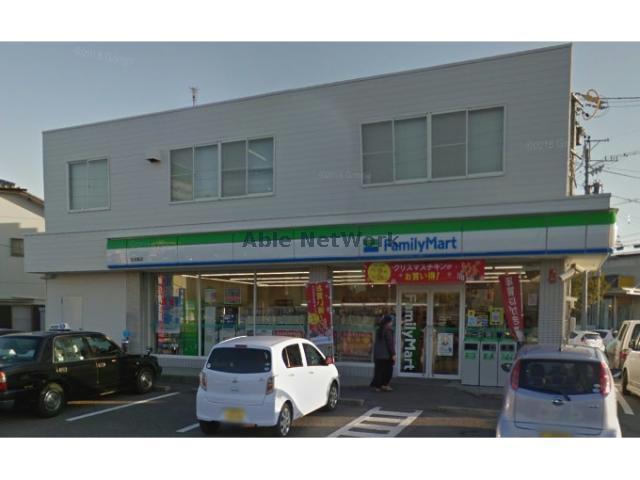 コンビニ　ファミリーマート北本郷店（コンビニ）まで308m