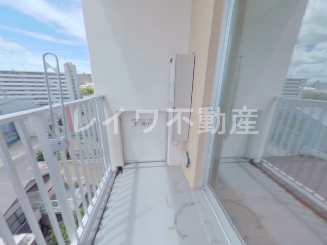 バルコニー　外からの目が気にならないバルコニーで洗濯物が干せます