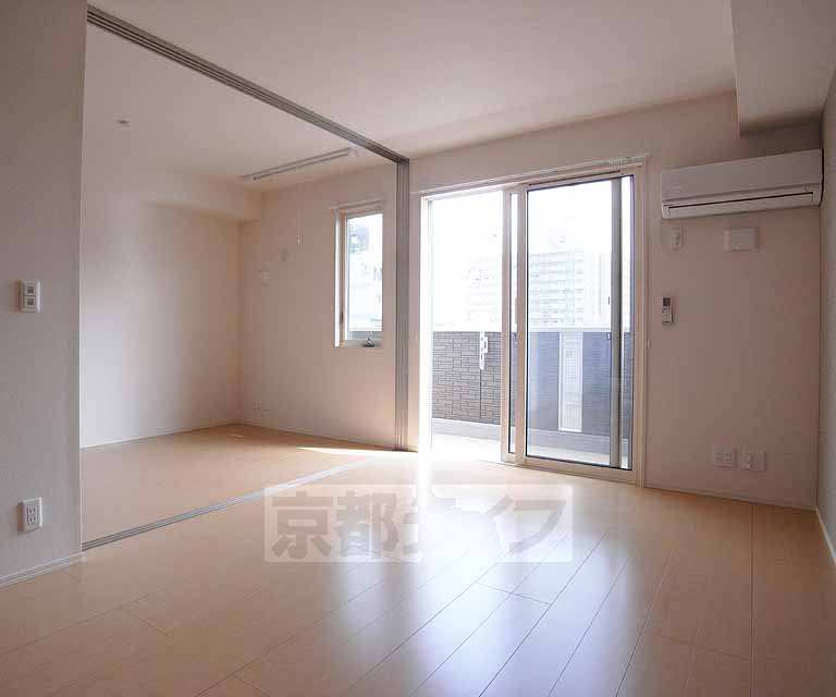 居室・リビング　１０帖超えの広々したＬＤＫです。