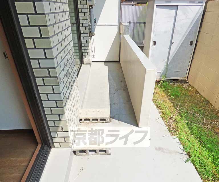 バルコニー　広々としたバルコニーです。