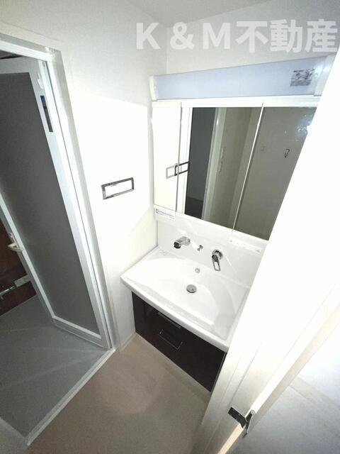 洗面設備　洗面所です