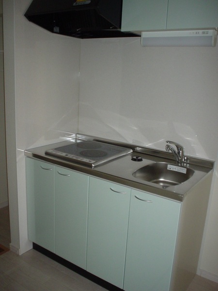 キッチン　IHコンロ付き