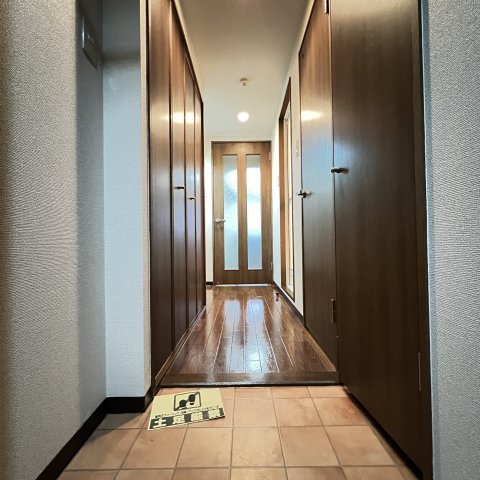 玄関　同仕様タイプです