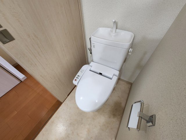 トイレ　詳細は、RISUMO江坂本店→06-6155-7137まで♪
