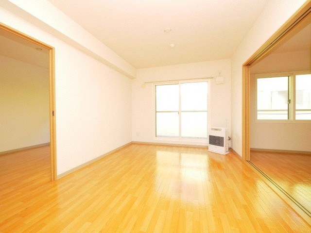 居室・リビング　☆日当たり良好です☆