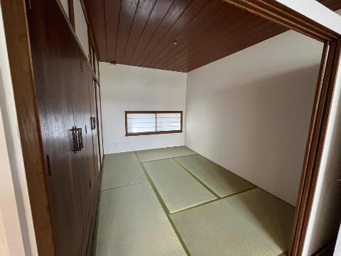 みやまえビルの居間写真