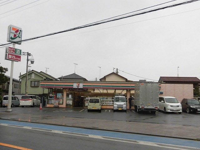 コンビニ　セブンイレブン（コンビニ）まで539m