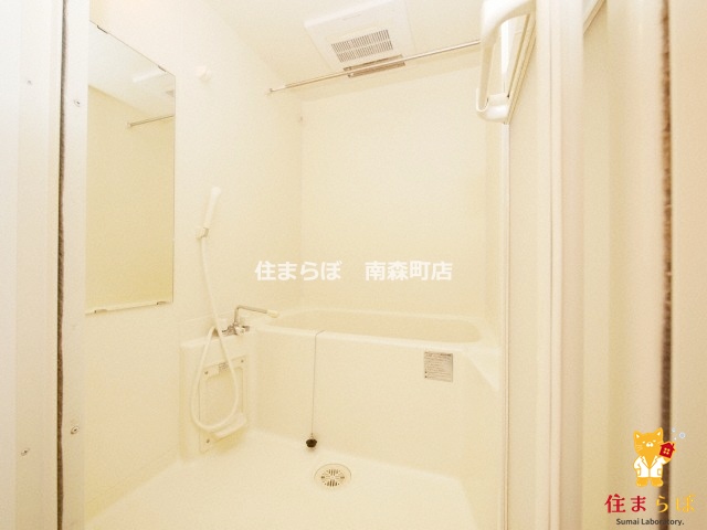 バス・シャワールーム　「見た目じゃなく、心に“しっくりくる”を大切に。」